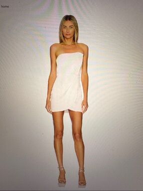 superdown SASHA MINI DRESS WHITE GRADUATION women M Medium NWOT SOLD OUT ONLINE